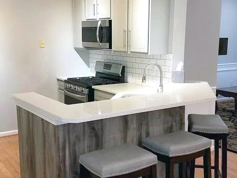 kitchen-3 - 305 Dresher Woods Dr