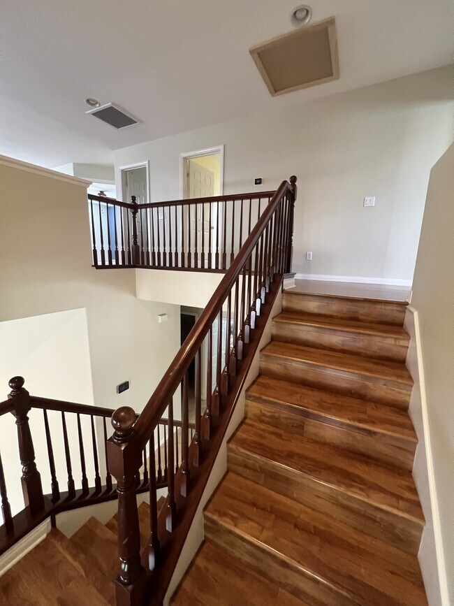 Building Photo - 42251 Harwick Ln