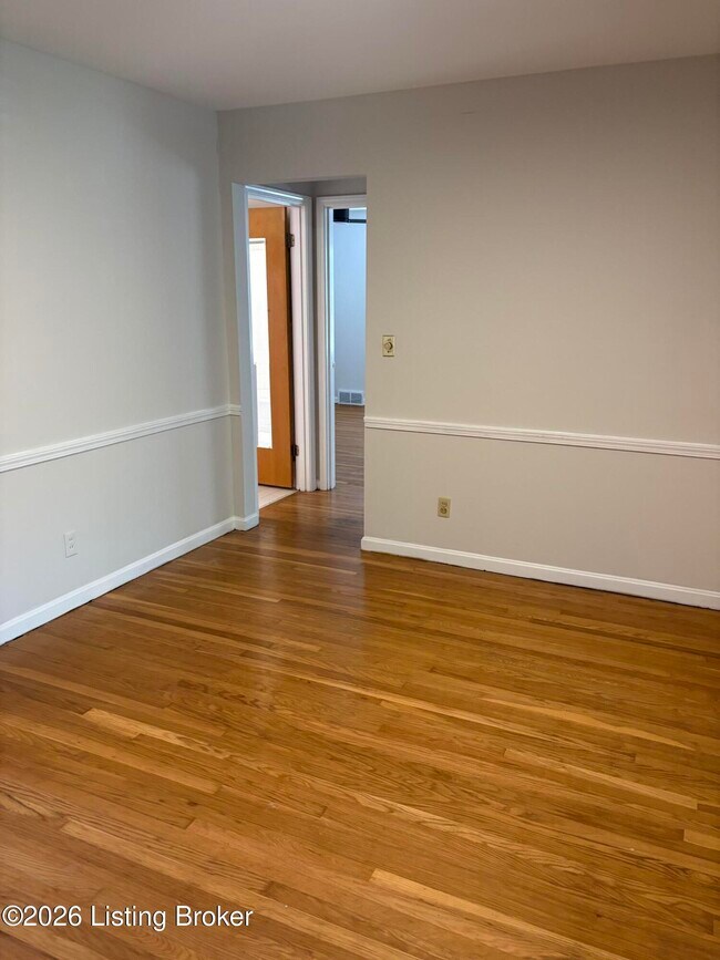Building Photo - 3101 Sunny Ln