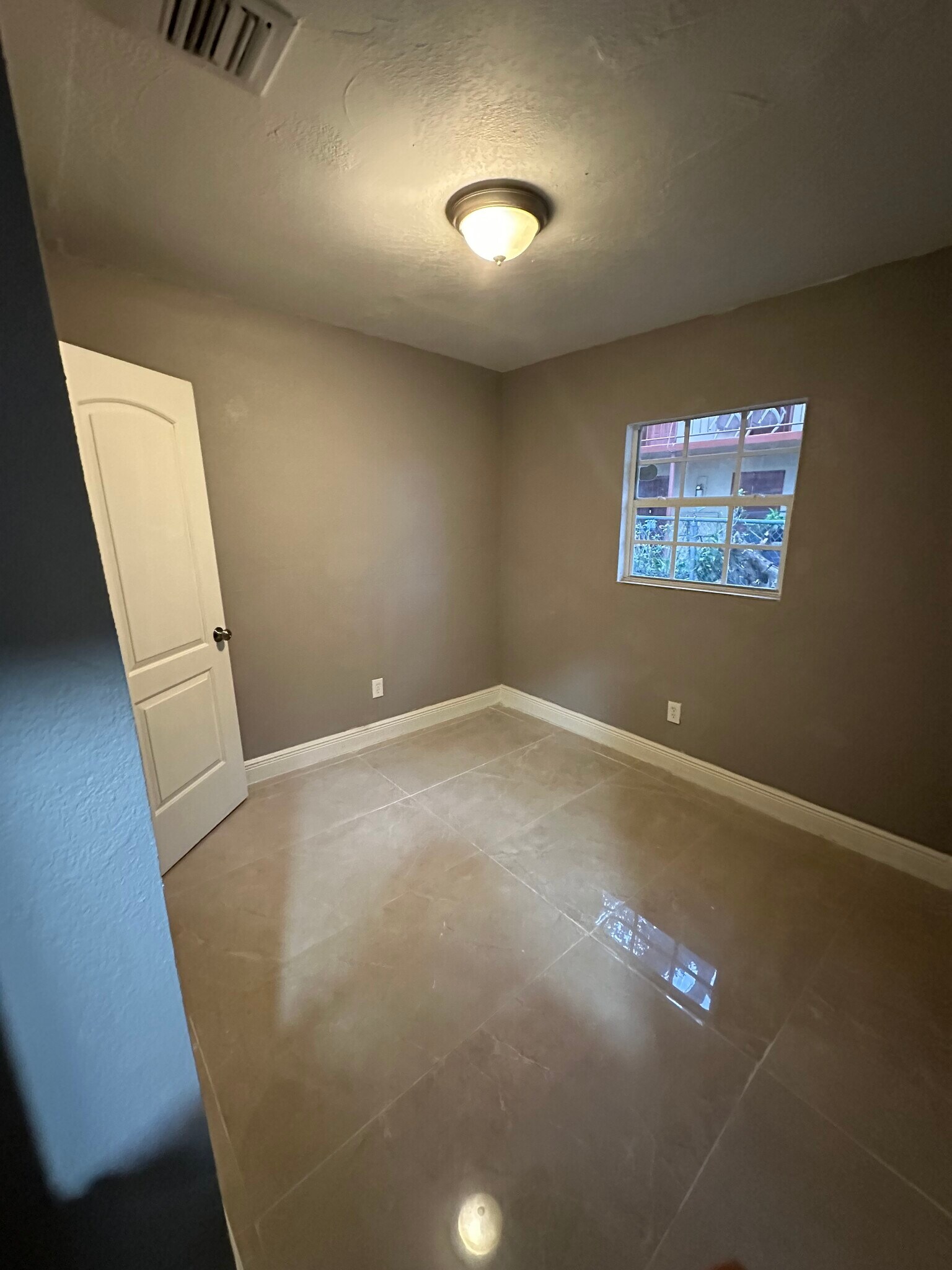 Building Photo - 759 NW 69th St