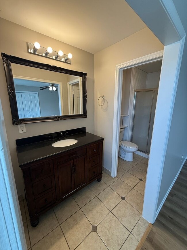 Building Photo - Beautifully updated 3-bedroom townhome in the heart of South Charlotte.