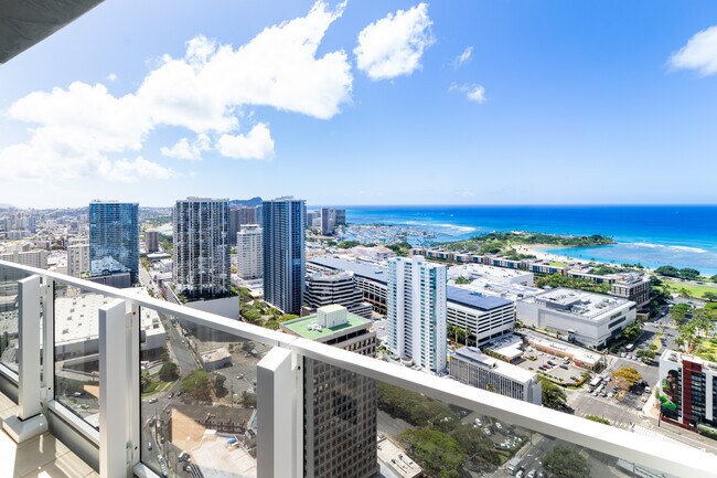 Building Photo - 1296 Kapiolani Blvd