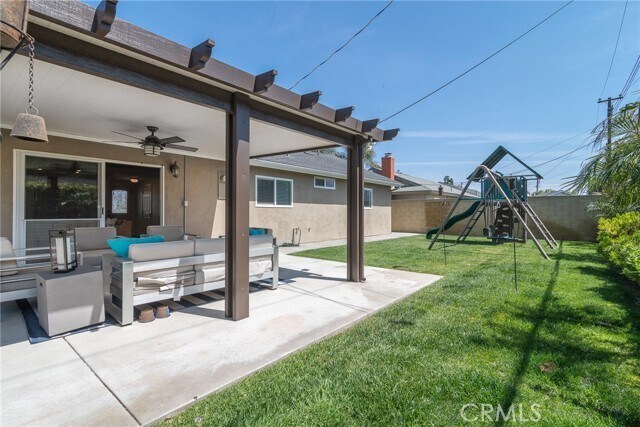 Building Photo - 6062 Arrowhead Dr