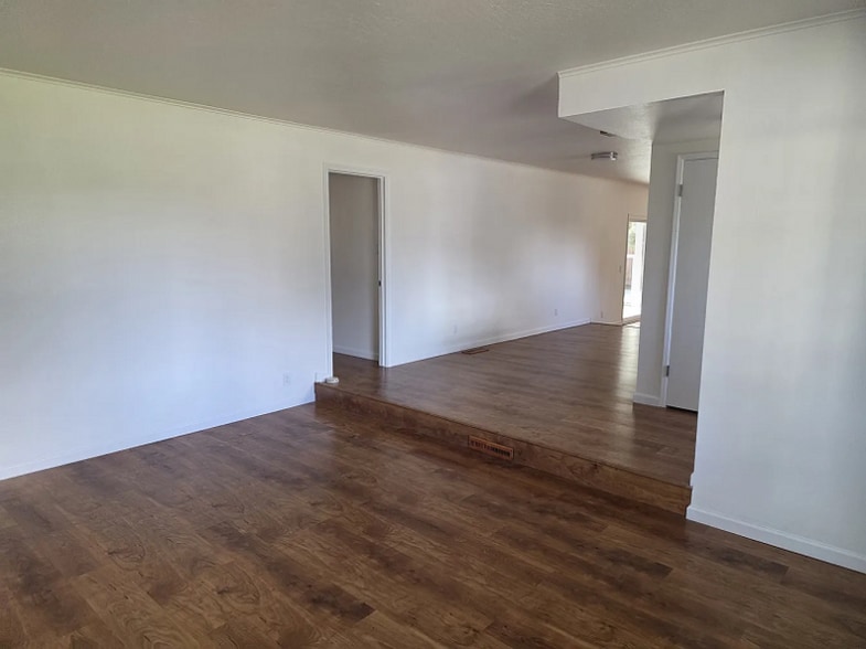 Building Photo - 776 Berkshire Pl