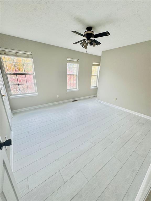 Building Photo - 146 Willow Stream Ct