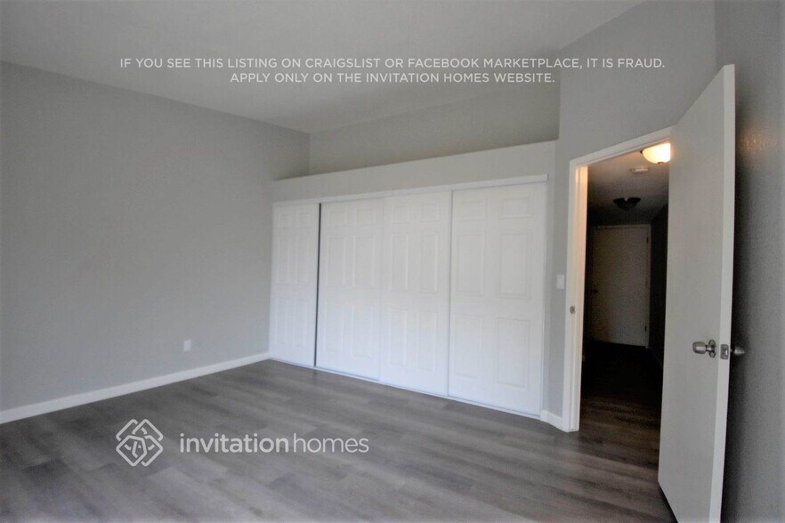 Building Photo - 1346 Lois Ln