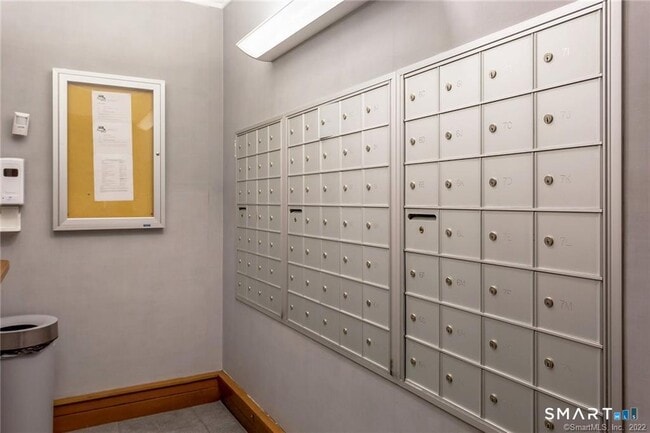 Building Photo - 99 Prospect St