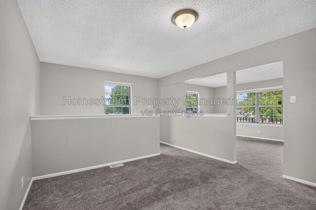 Building Photo - 10063 Northgate Dr