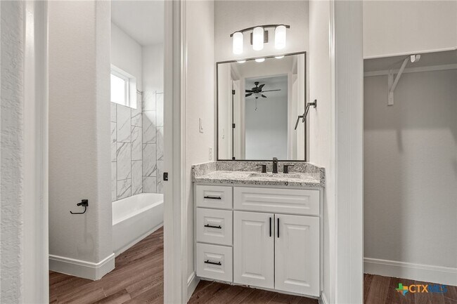 Building Photo - 118 Cap Rock Dr