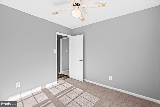 Building Photo - 2312 Harpoon Dr