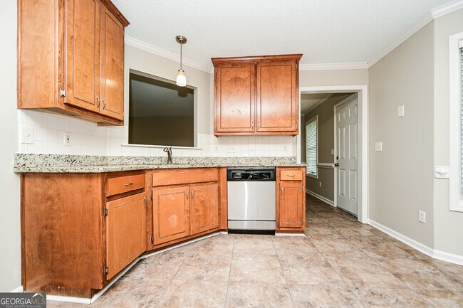 Building Photo - 10253 Commons Crossing