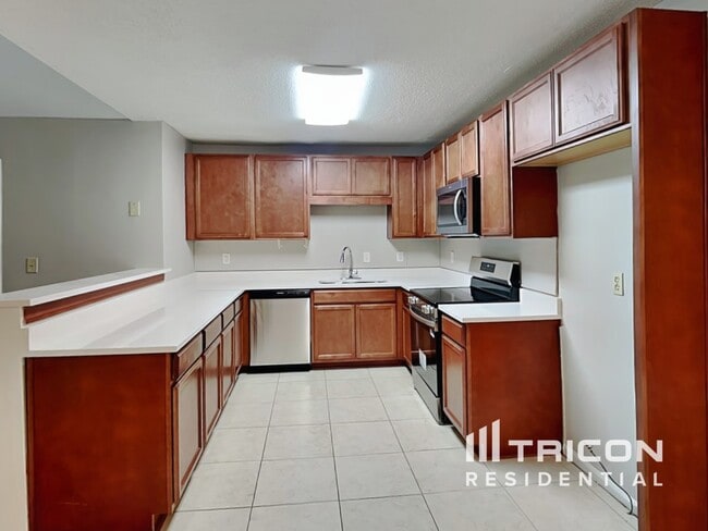 Building Photo - 726 Wind Song Trce