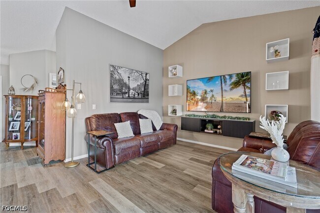 Building Photo - 9597 Halyards Ct