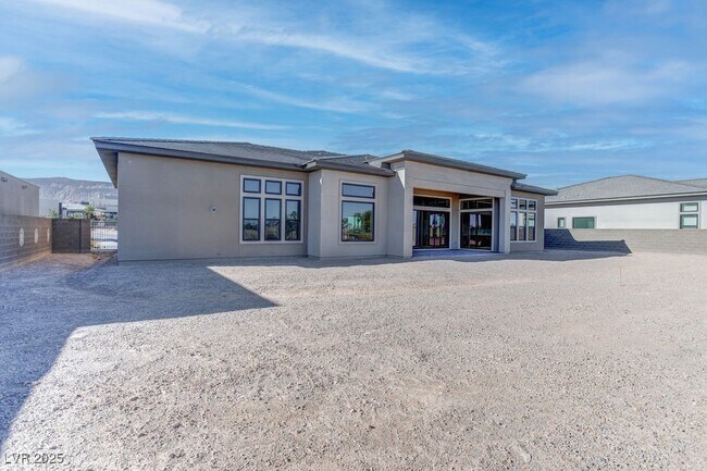 Building Photo - 4778 Outlook Peak St