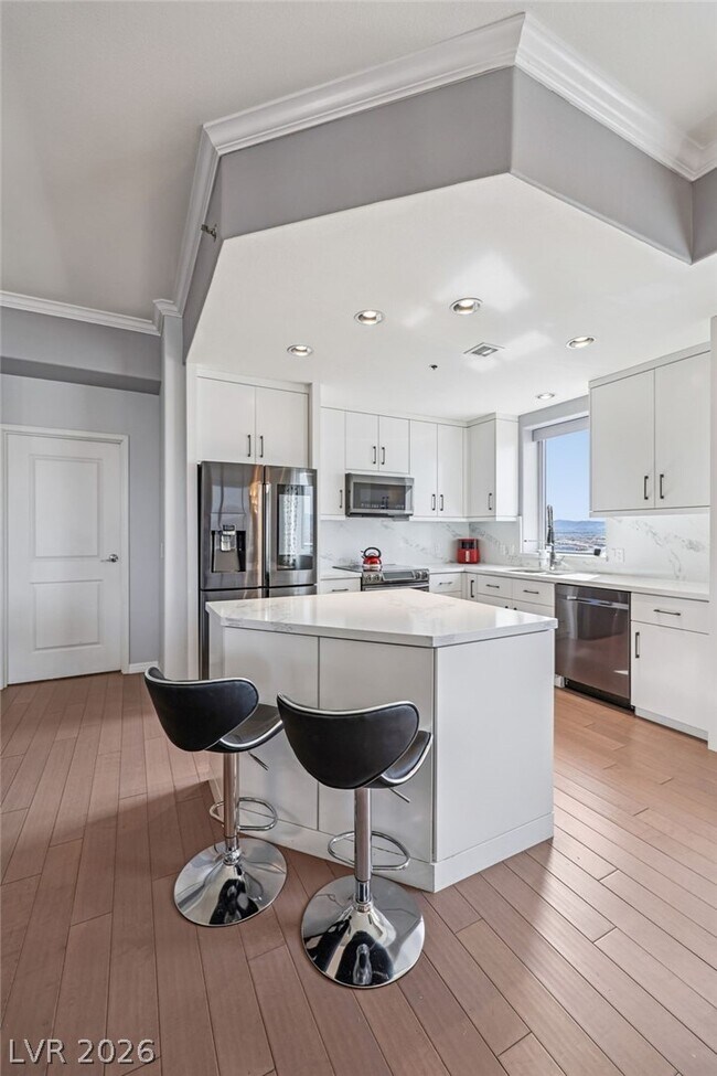 Building Photo - 8255 S Las Vegas Blvd