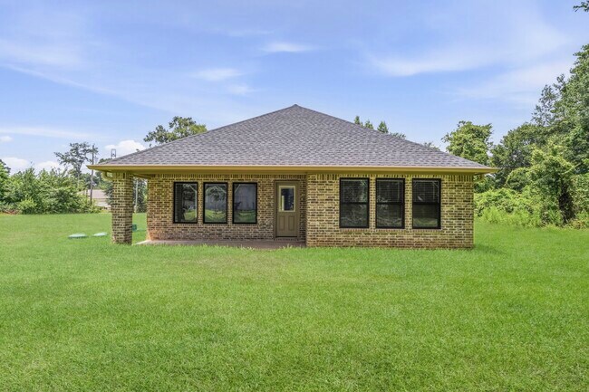 Building Photo - 23620 Youpon Ln