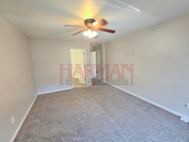 Building Photo - 269 Sunshine Dr