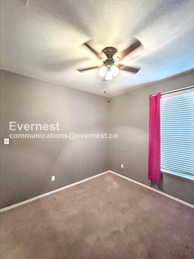 Building Photo - 108 Sierra Mar Lp