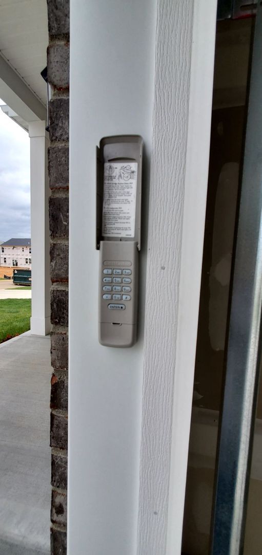 Building Photo - Beautiful 4BR in LaGrange