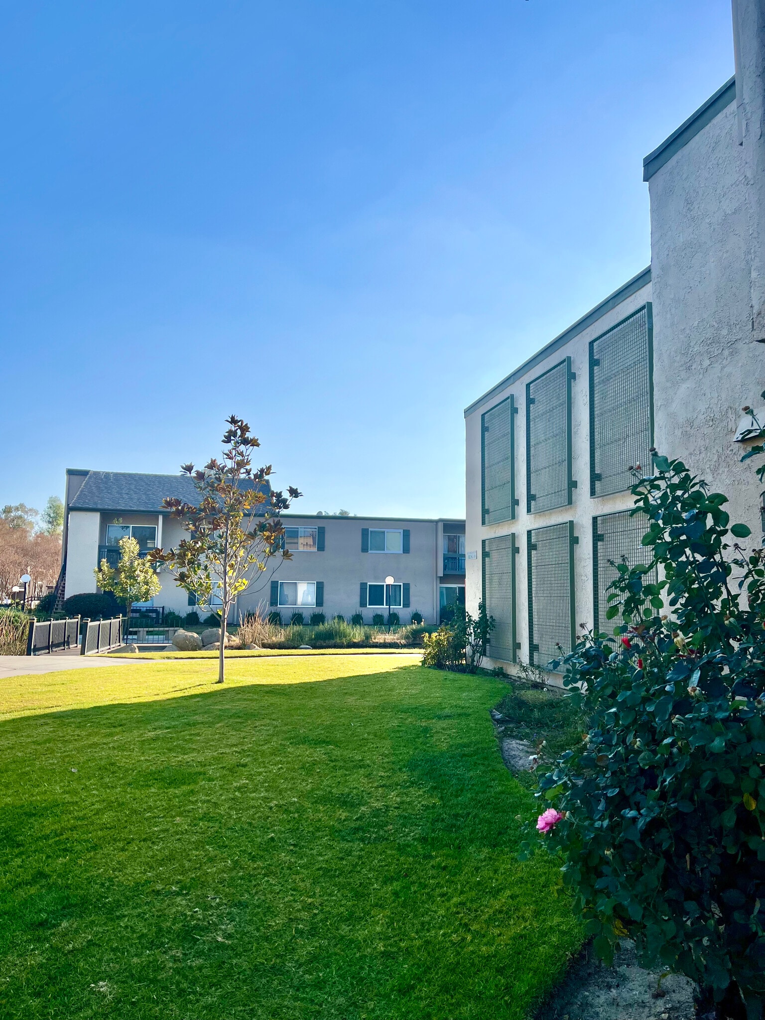 Building Photo - 24518 Nicklaus Dr