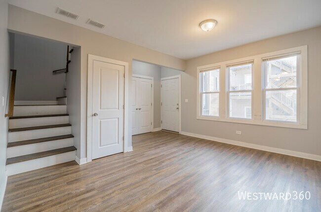 Building Photo - 3756 W George-2R