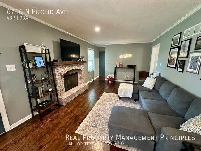 Building Photo - 6716 N Euclid Ave
