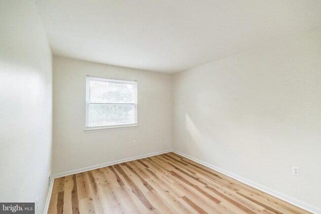 Building Photo - 10174 Cannon Ball Ct