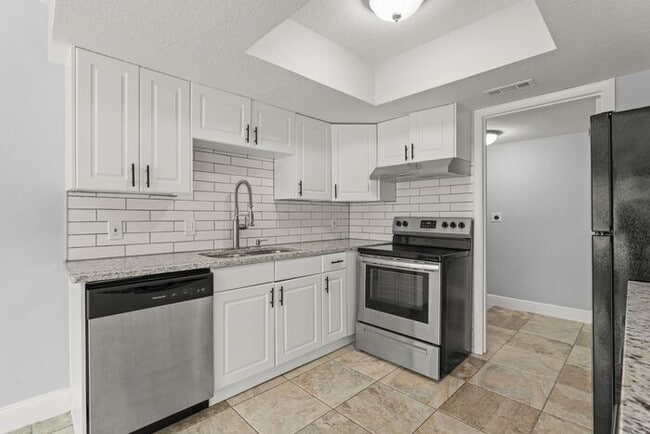 Building Photo - Great Month to Month rental opportunity in Altamonte Springs!