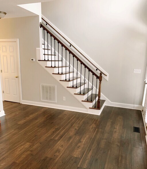 Building Photo - 2412 Horizon Hike Ct