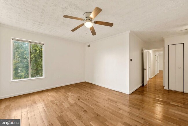 Building Photo - 7716 Hanover Pkwy