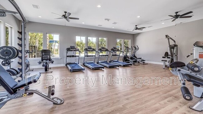 Building Photo - 443 Coastline Way