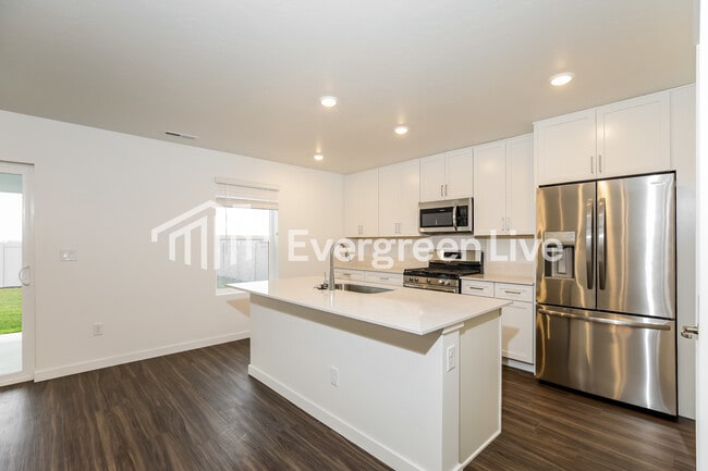 Building Photo - 9132 W Inspirado St