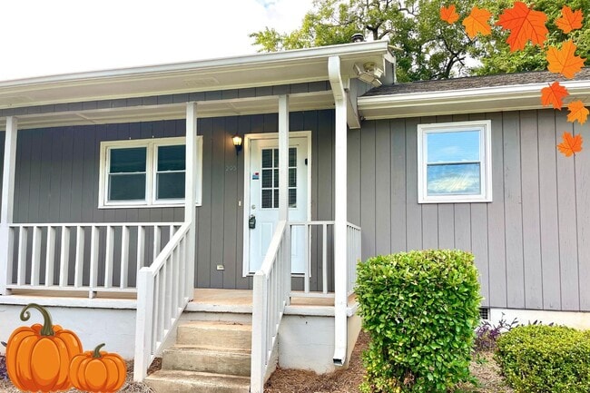 Primary Photo - Welcome to this charming 2-bedroom, 1-bath...