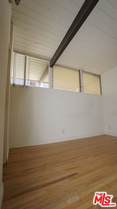 Building Photo - 11133 Rose Ave