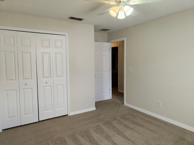 Building Photo - Three Bedroom Townhome at Cypress Lakes in Kissimmee