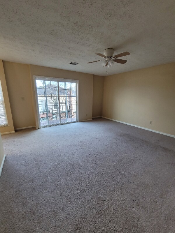 Building Photo - 1310 Louisville Rd