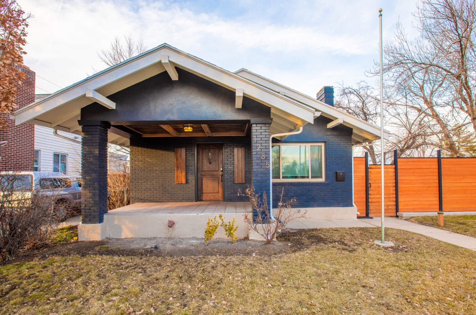 Building Photo - 1285 Parkway Ave