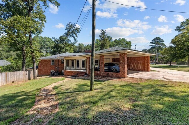 Building Photo - 2405 Morganton Rd