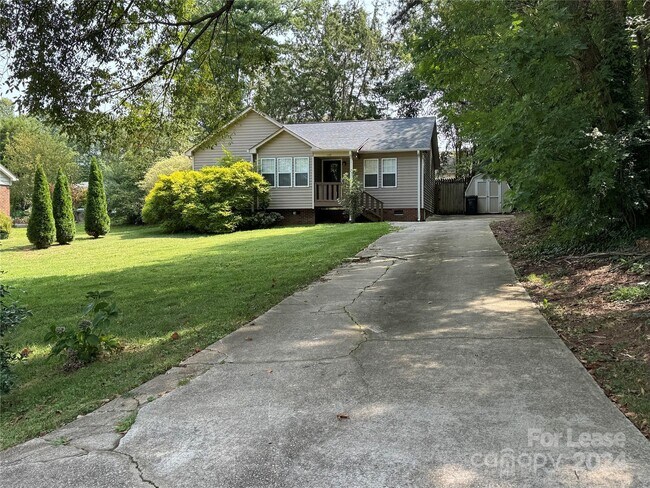Building Photo - 149 Driftwood Dr
