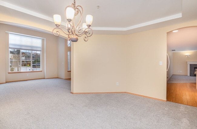 Building Photo - 4311 NE 9th Pl