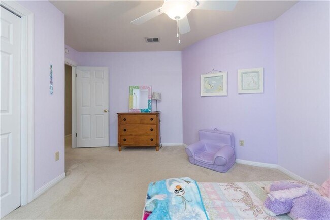 Building Photo - 6300 Redgate Ct