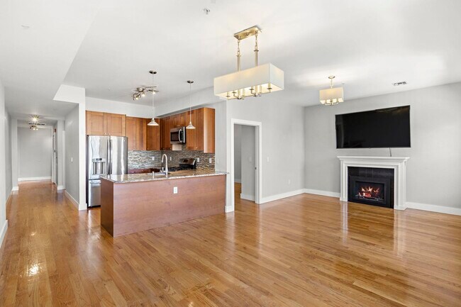 Building Photo - 349 3rd St