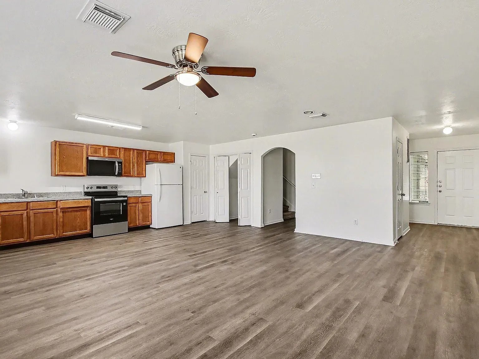 Building Photo - 19414 Dry Canyon Ct