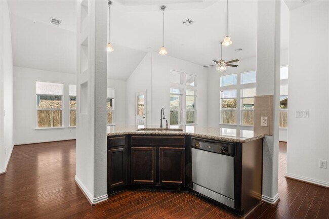 Building Photo - 349 Vista Portola Loop