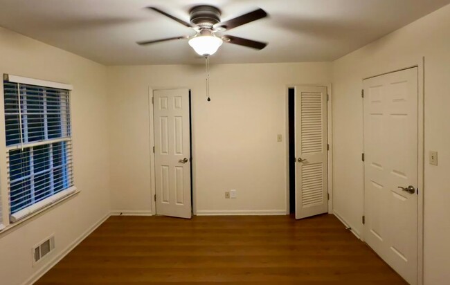 Building Photo - 759 Mockingbird Ln