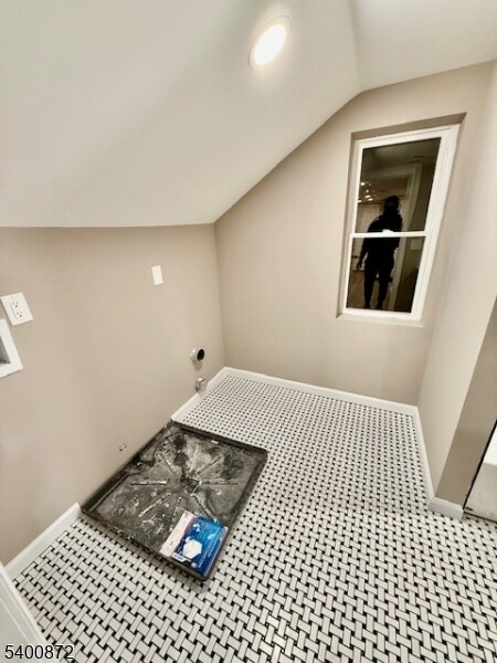 Building Photo - 264 Girard Ave