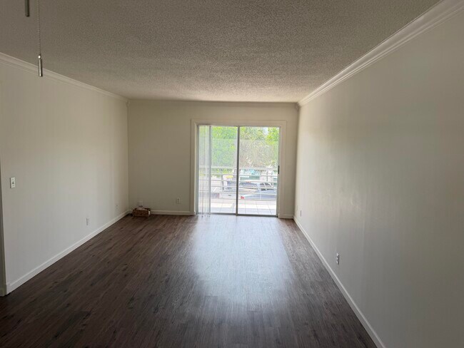 Building Photo - 500 Bonnie Blvd