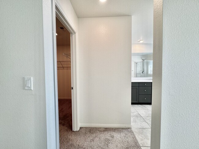 Building Photo - 4258 Tarim St