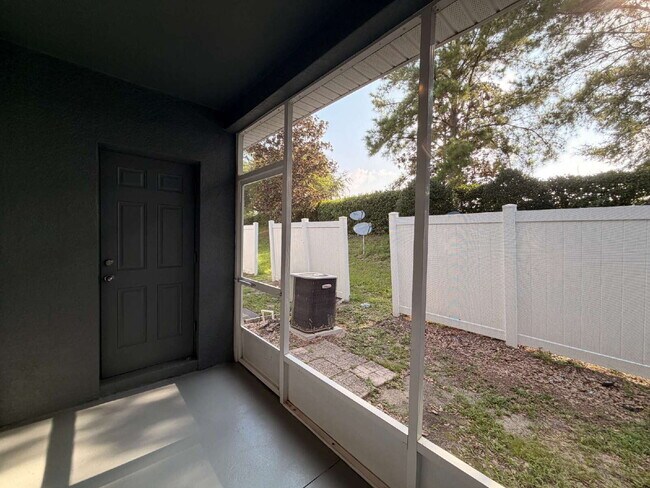 Building Photo - NEWLY UPGRADED 2BD/2.5 BATH TOWNHOME IN THE EXCLUSIVE WYNCHASE COMMUNITY!!