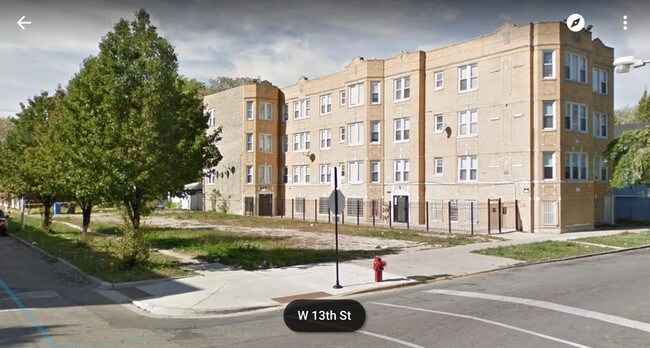 Building Photo - 1250 S Karlov Ave